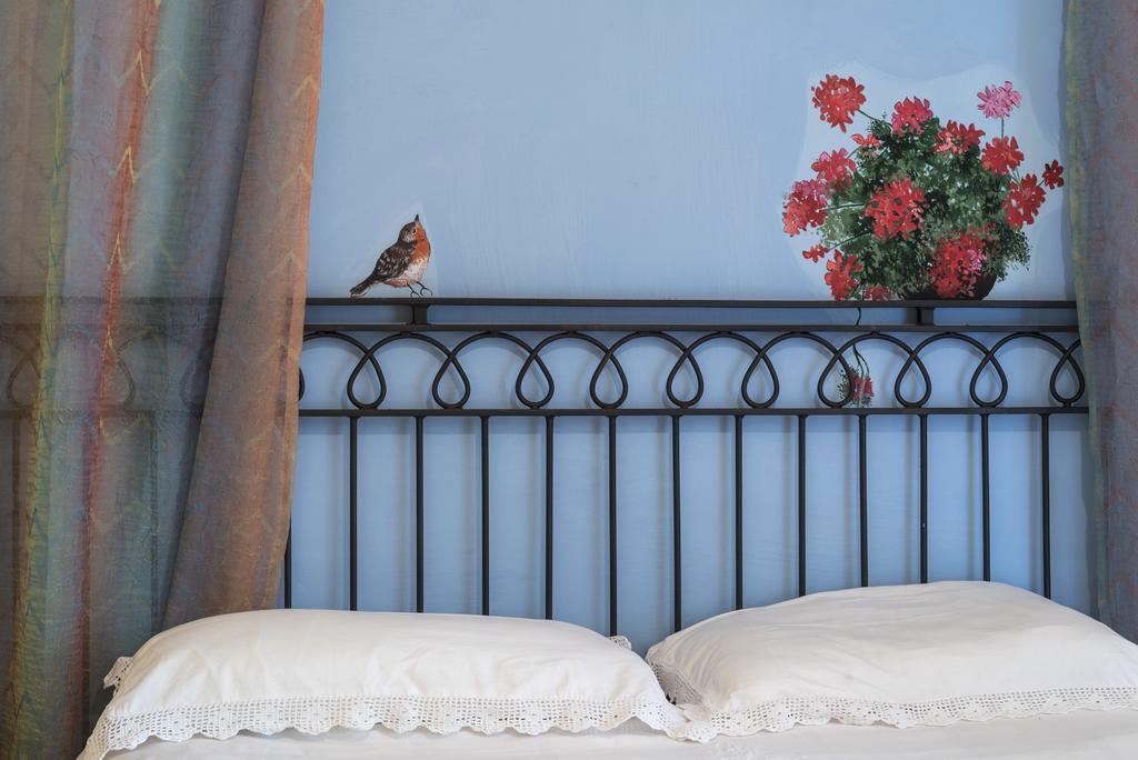 Country House Araba Phoenix กัสเตลลาบาเต ภายนอก รูปภาพ